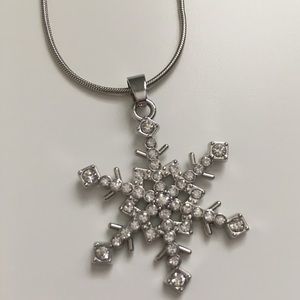 Snowflake diamond necklace